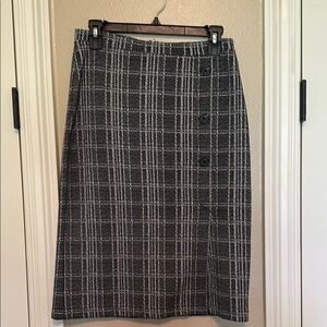 Banana Republic Black and White Plaid Midi Skirt